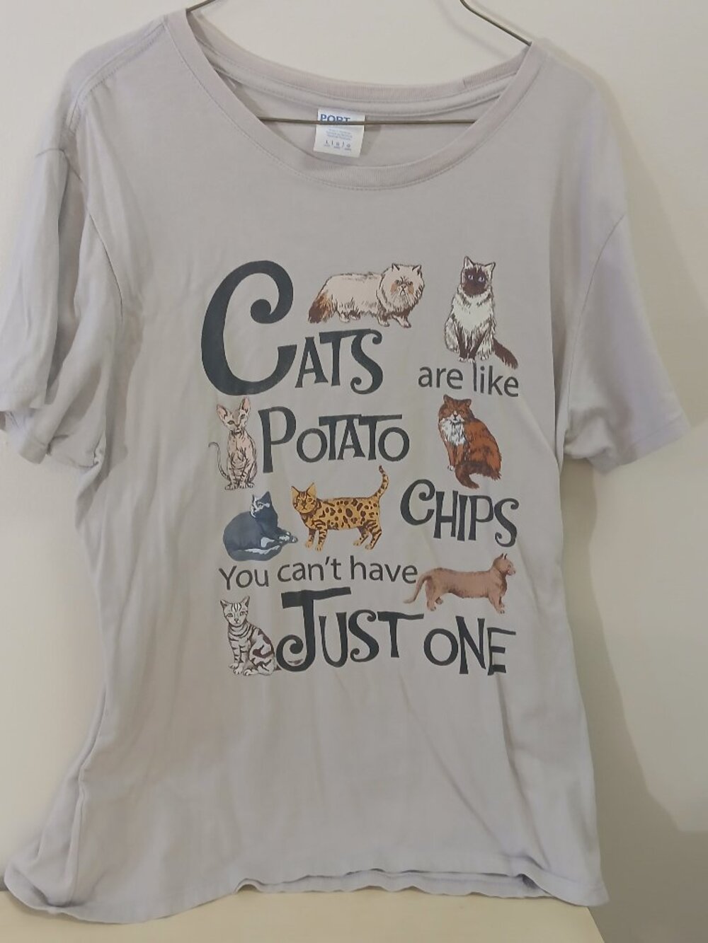 Women's cat lovers tee - size large